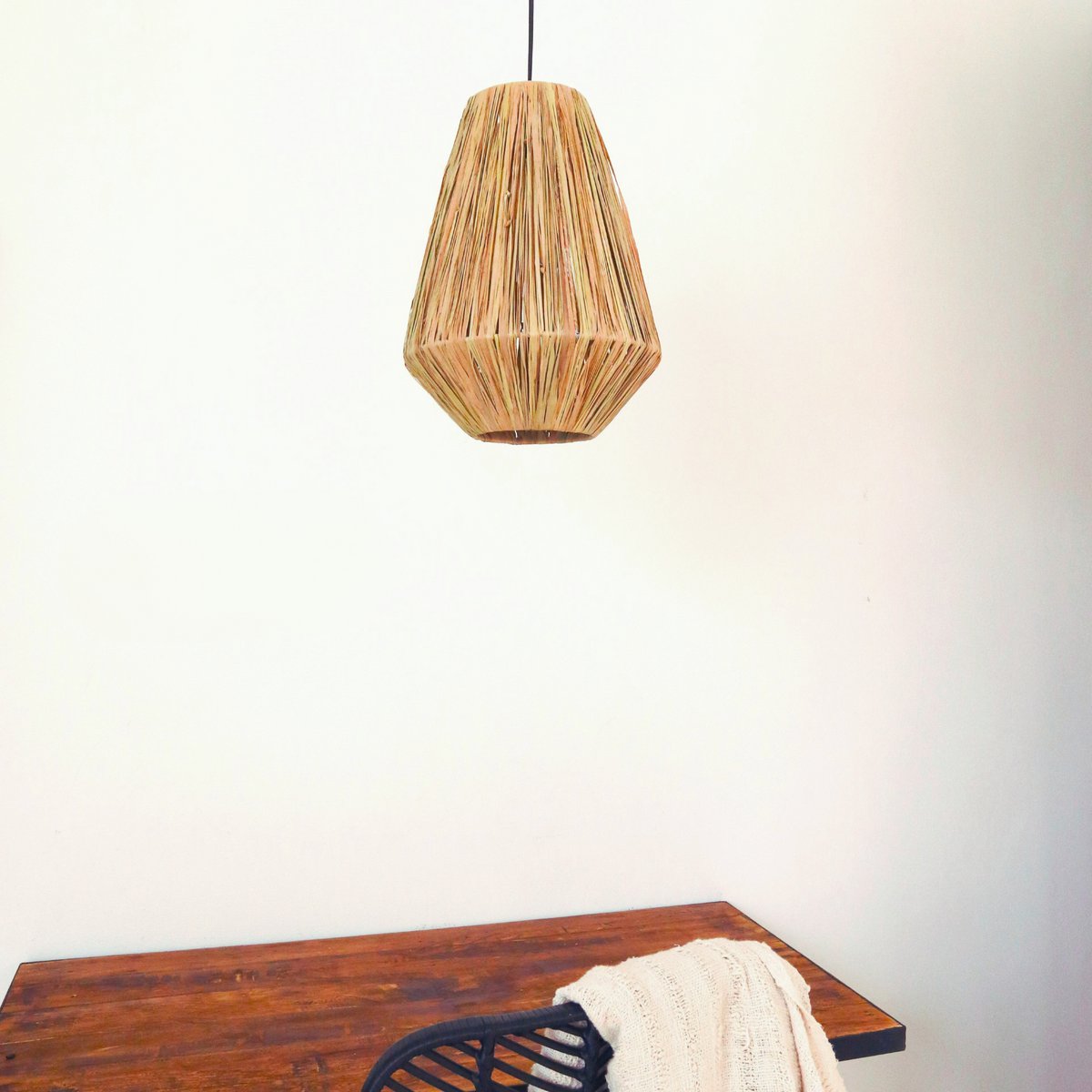 Lampshade Ceiling Lamp Pendant round ENDAH made from Raffia