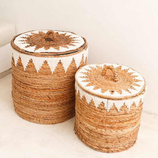 Laundry Basket with Lid Handwoven from Banana Fibre EMPAT Large Decorative Hamper Basket with white Cotton Macrame (2 sizes)